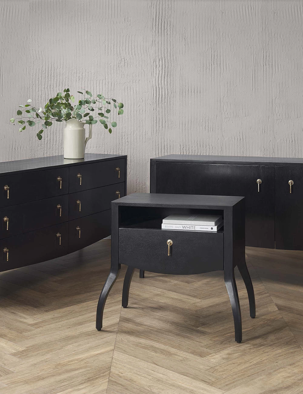 Anabella Console Table - Image 4