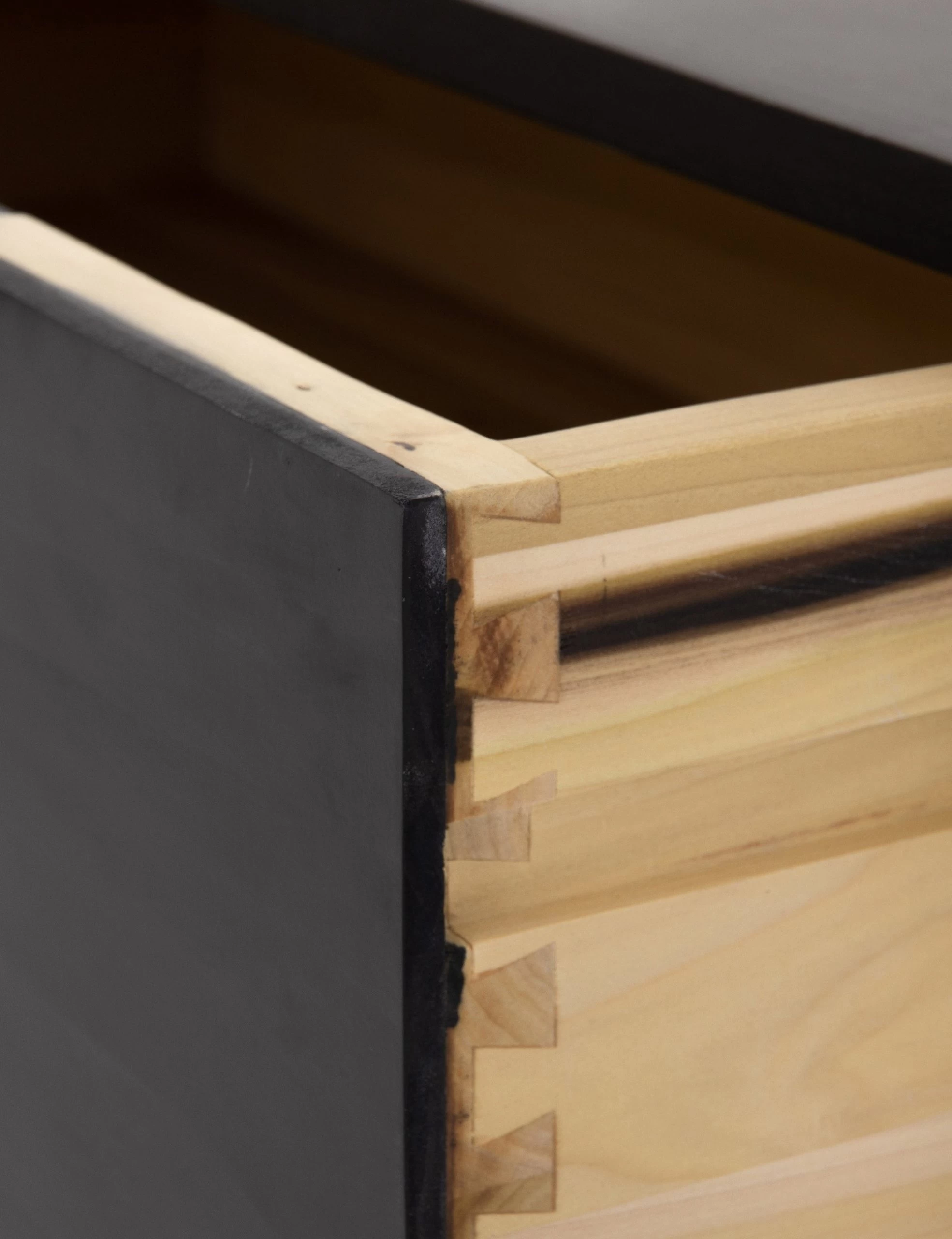 Rosamonde 5-Drawer Dresser - Image 7