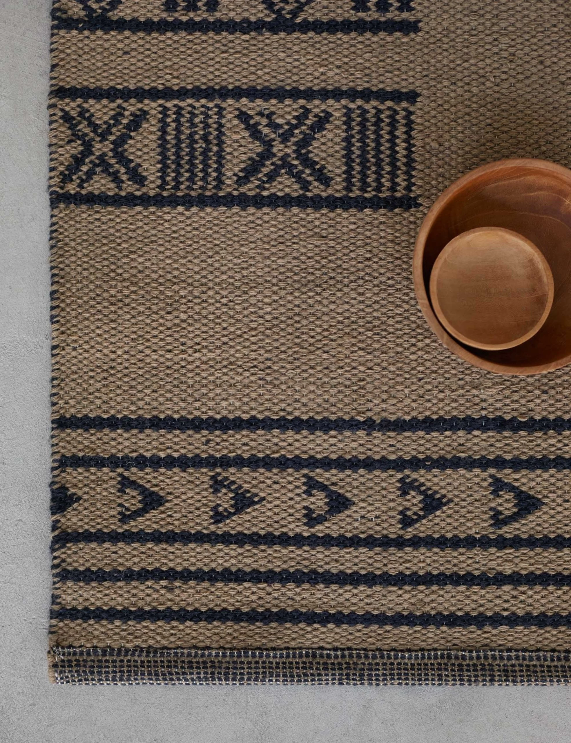 Mindi Reversible Indoor / Outdoor Rug - Image 16