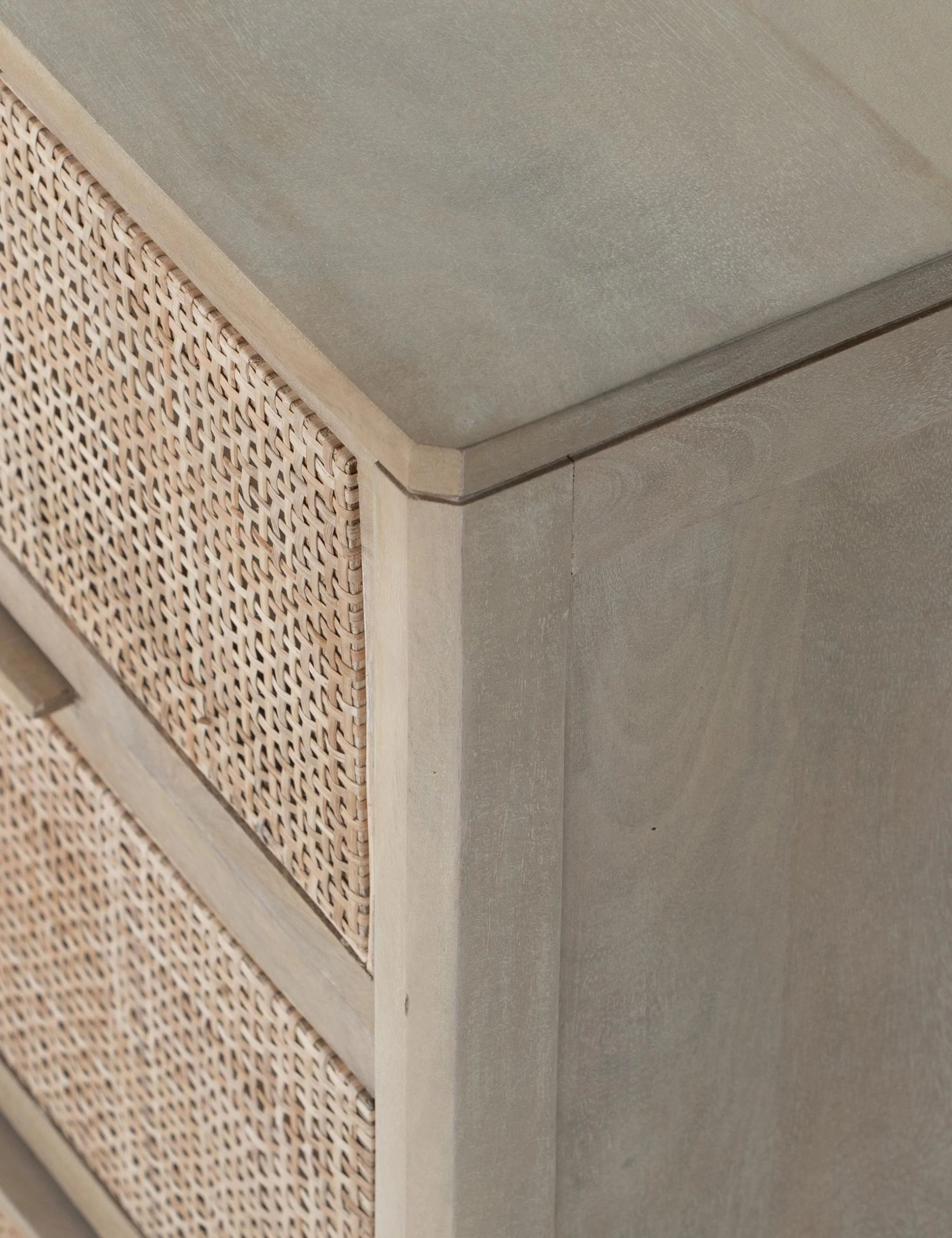 Hannah 6-Drawer Dresser - Image 15