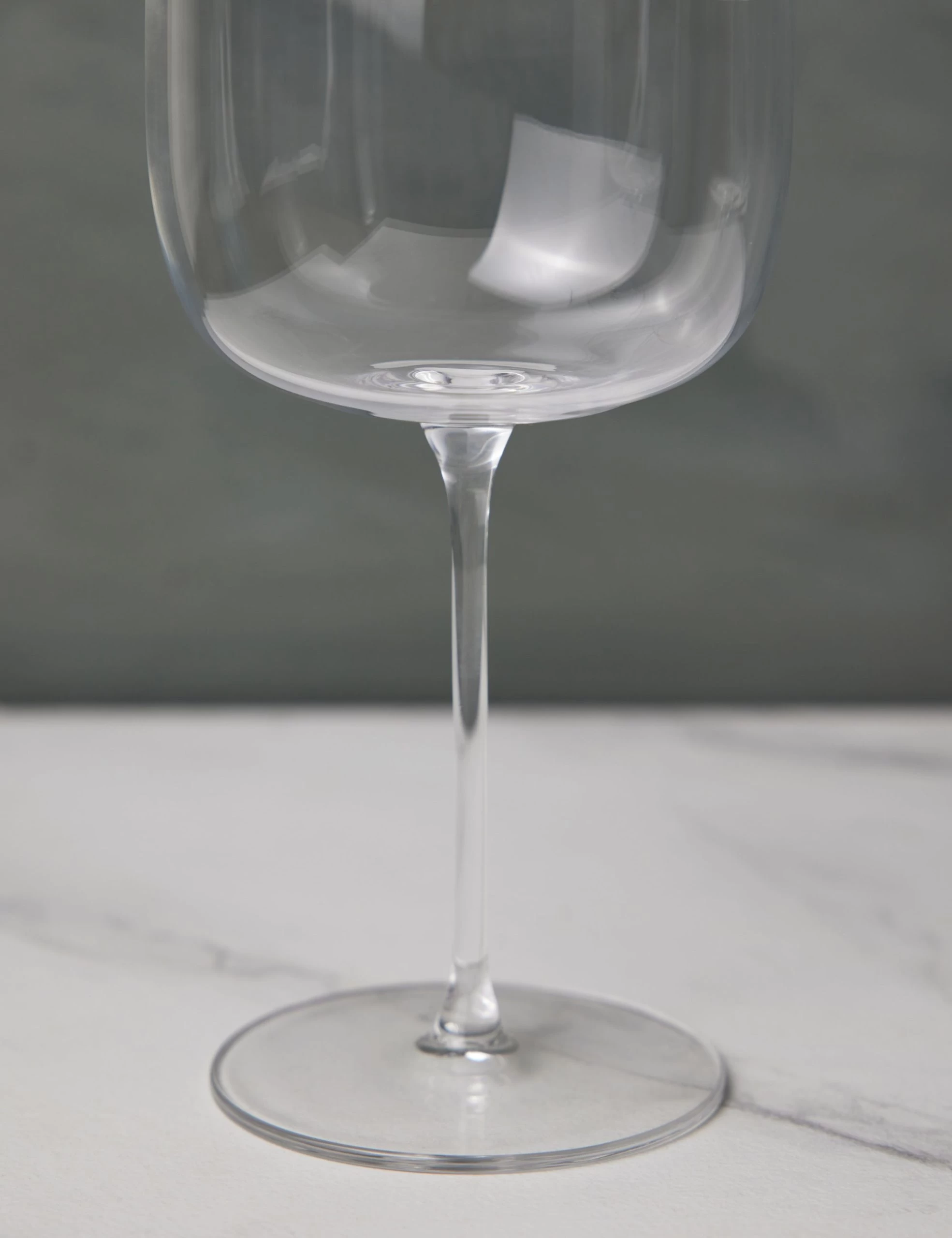Borough Grand Cru Wine Glass (Set Of 4) By LSA International - Image 3