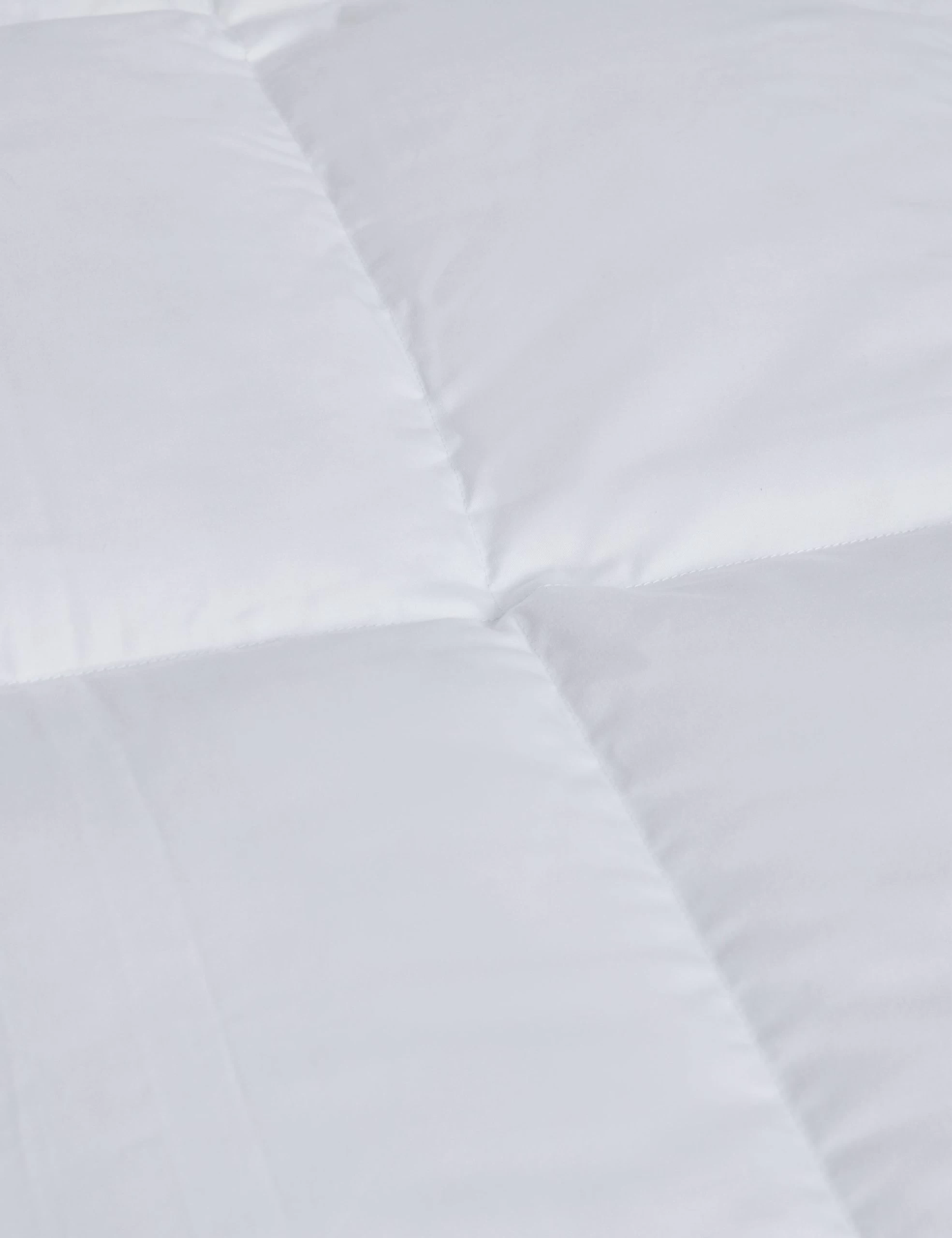 Lavelle Year Round Down Duvet Insert - Image 3
