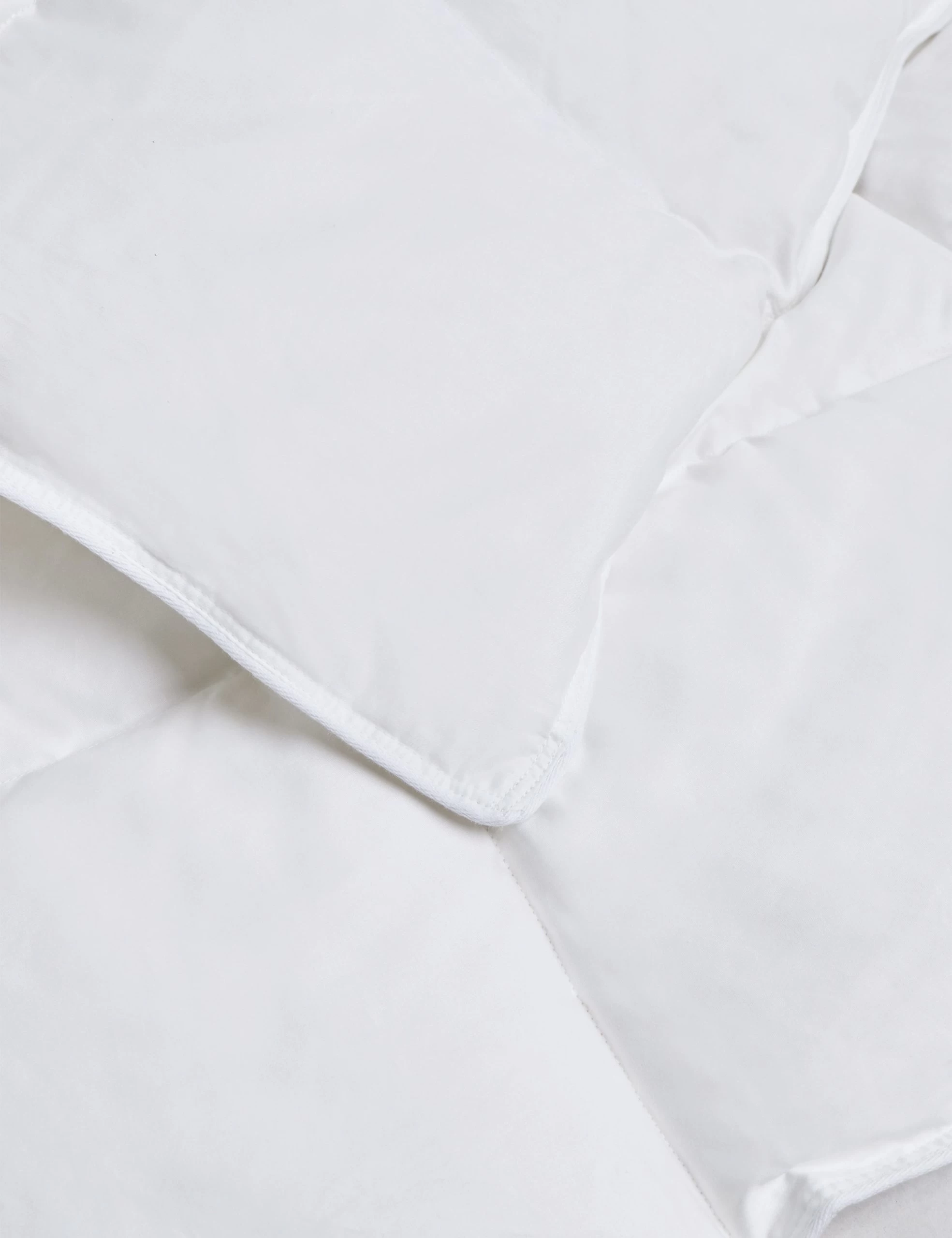 Lavelle Year Round Down Duvet Insert - Image 2