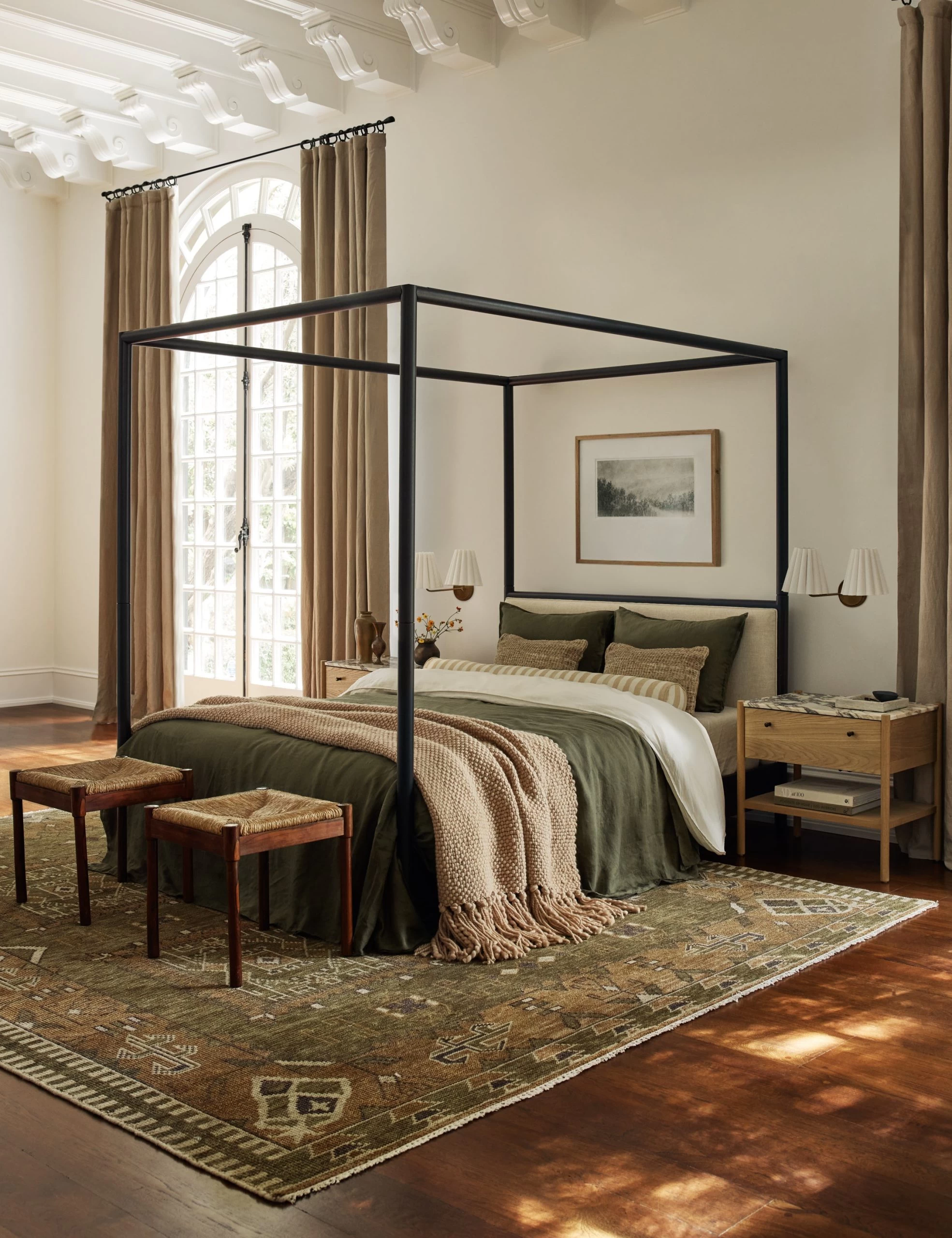 Simonette Canopy Bed - Image 2