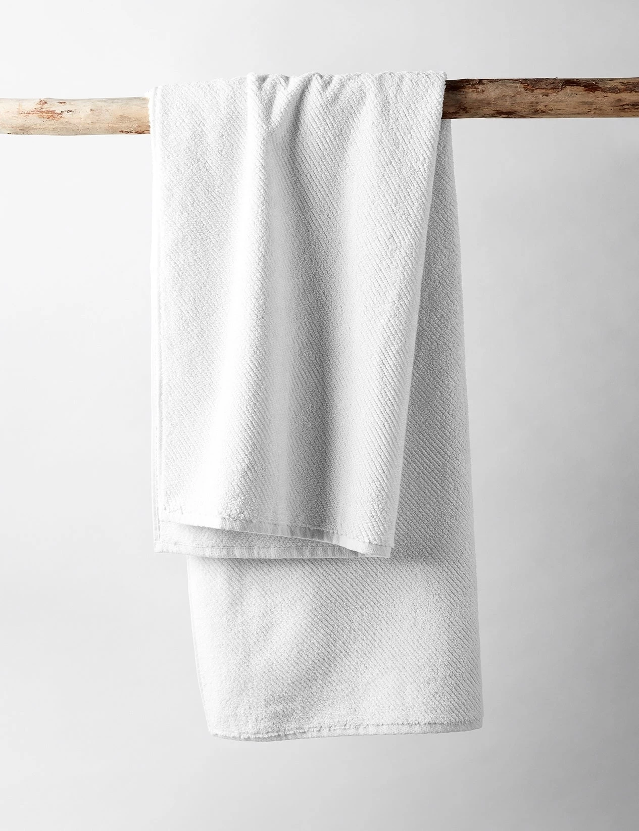Air Weight Bath Towel By Coyuchi - Image 2