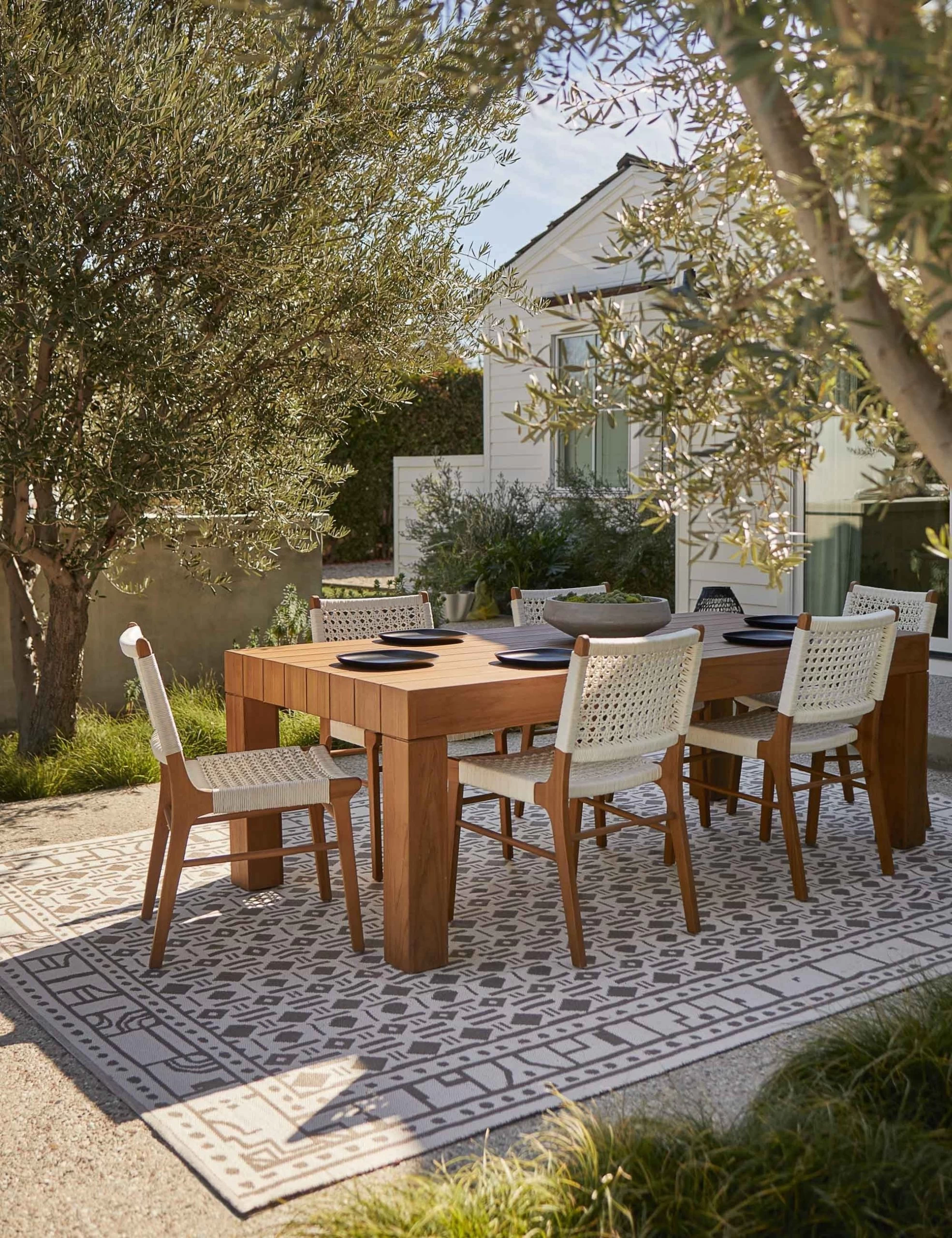 Porto Reversible Indoor / Outdoor Rug - Image 3